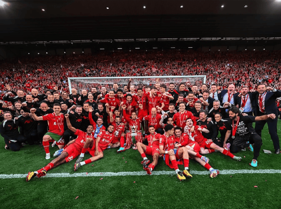 东体预测申花首发：阿苏埃和米内罗搭档锋线，鲍亚雄继续出战（东体预计申花阵容：阿苏埃携米内罗组成锋线双箭头，鲍亚雄继续登场）