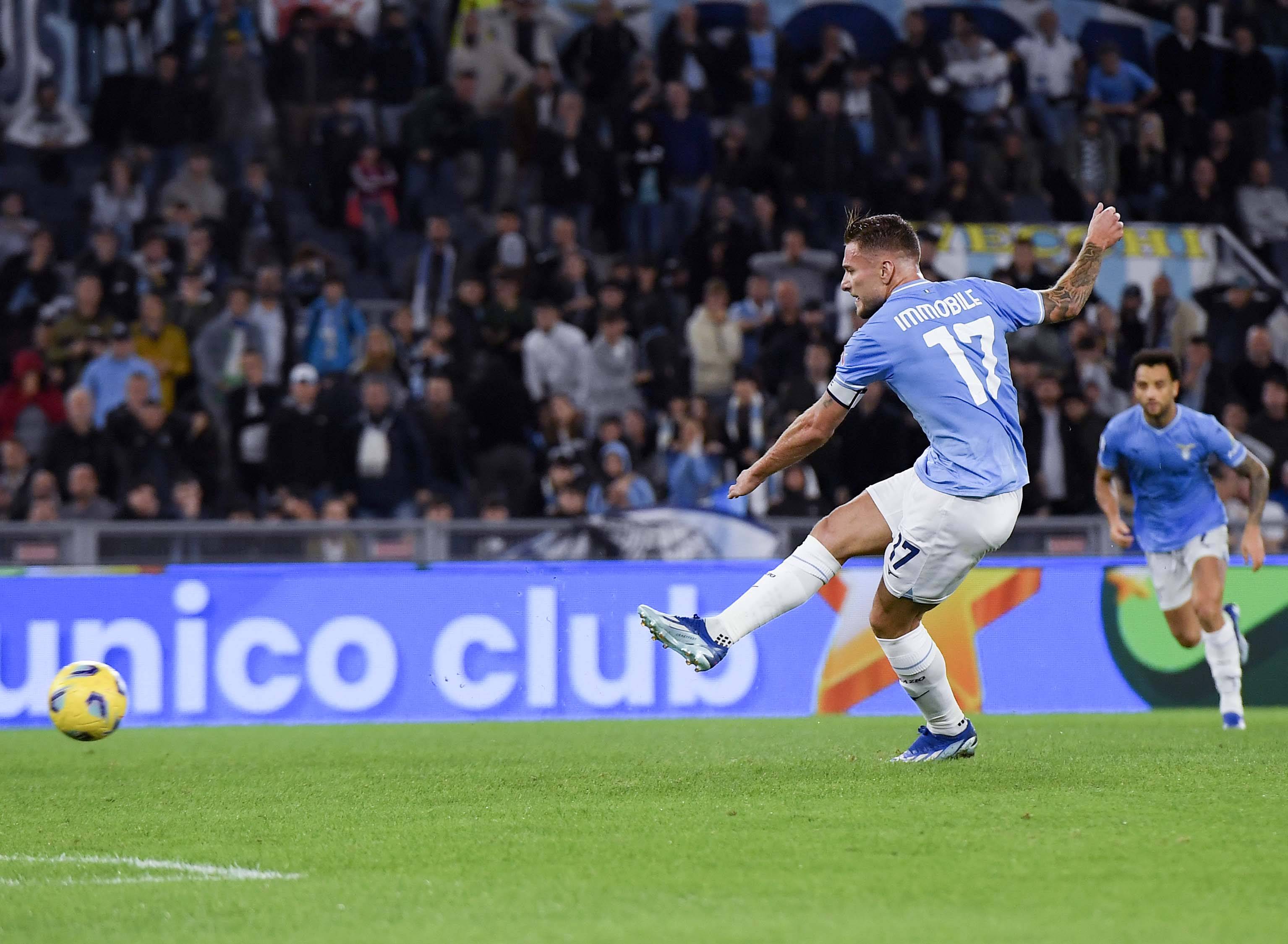 TA：阿森纳未积极推动冬窗出售球员；预计明夏将买断因卡皮耶