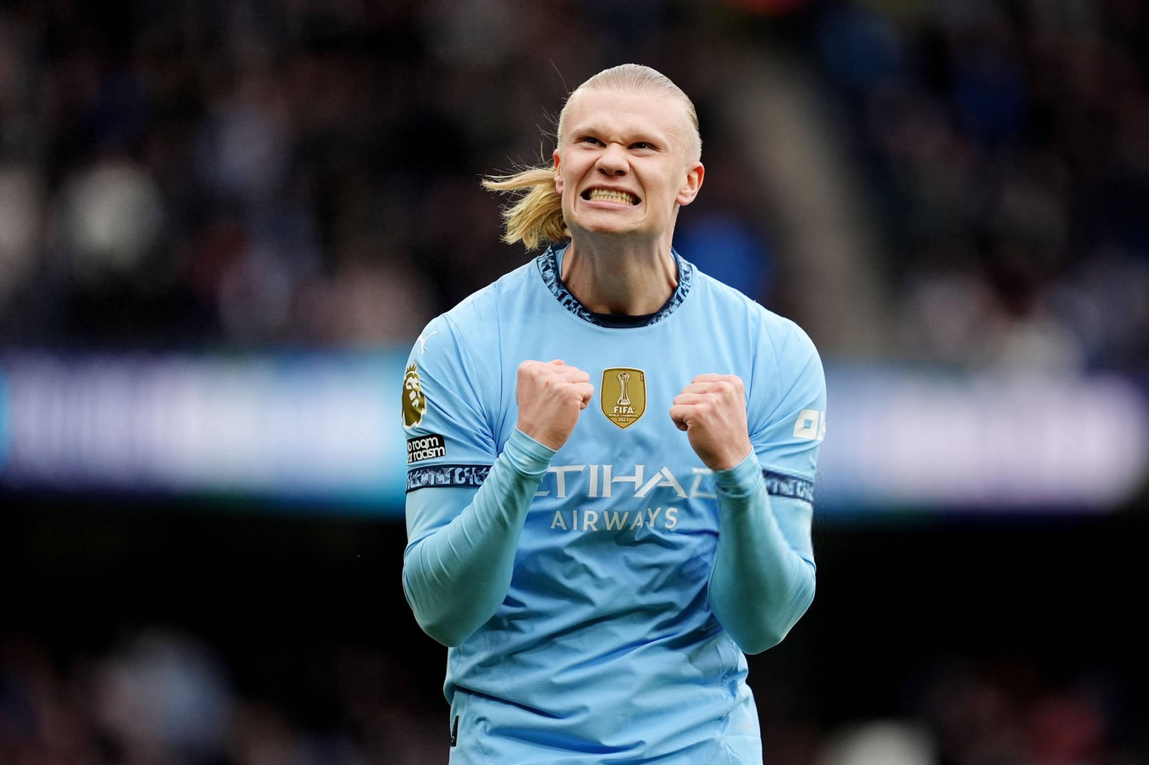 凯恩：基于出色开局，冲击莱万单赛季德甲41球是可以实现的（凯恩：凭借强势开局，冲击莱万德甲单季41球纪录完全可行）