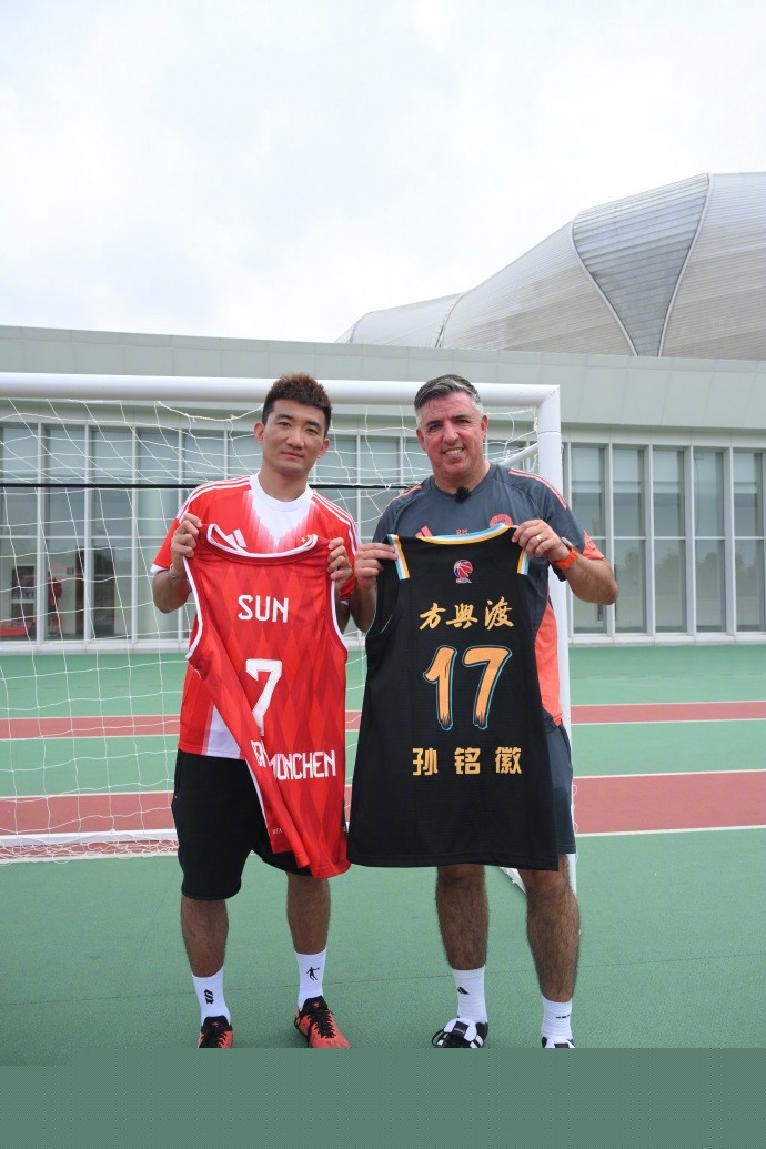 唯一板凳球员！克雷伊奇本赛季多次单场命中7+三分